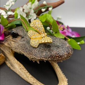 Joan Rivers butterfly trembler brooch 🔥